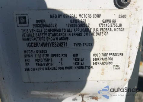 2000 Chevrolet Silverado 1500 z USA, uszkodzony, nr VIN 1GCEK14W1YE324271